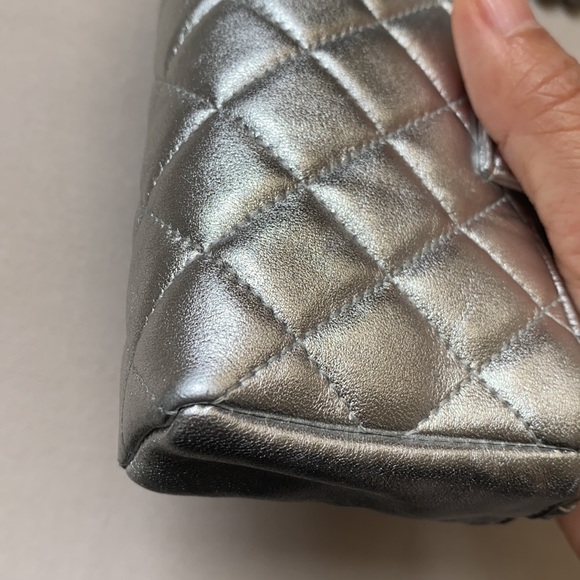 Chanel quilted lambskin mini pearl chain crossbody card case coin purse - Picture 9 of 11